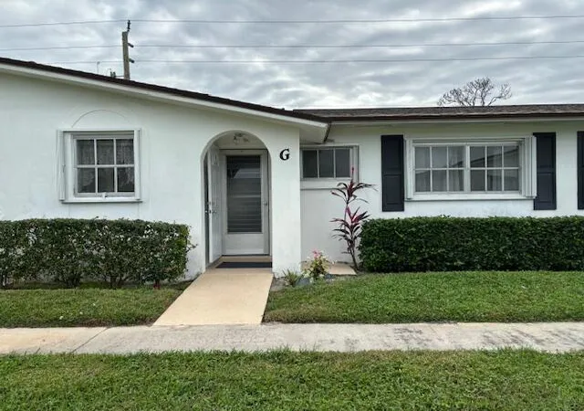1st image of 2936 Crosley Dr E #G, West Palm Beach, FL 33415 | MLS# B26031713