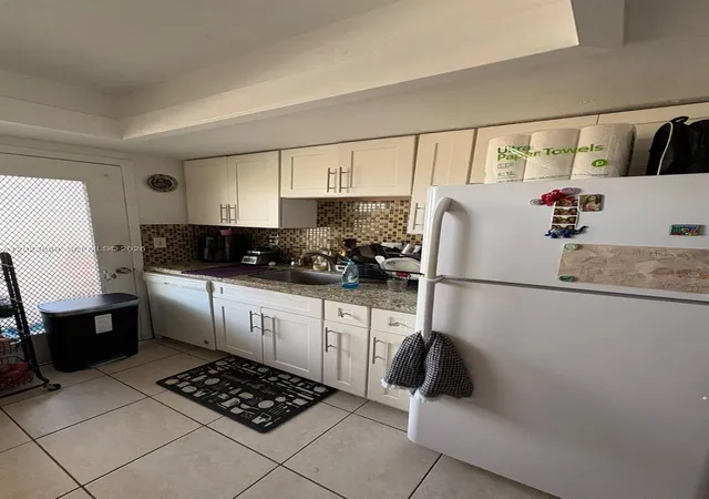 Homes for sale in North Miami, FL | 11840 Ne 19Th Dr #14, North Miami, FL 33181 | MLS# A12023889