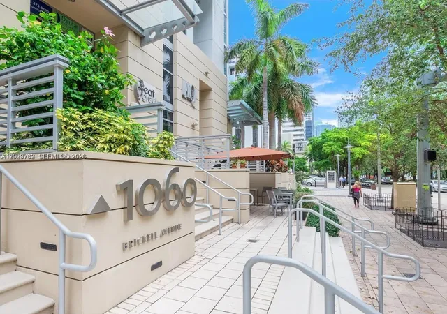 Homes for sale in Miami, FL | 1060 Brickell Avenue, Miami, FL 33131 | Houzeo