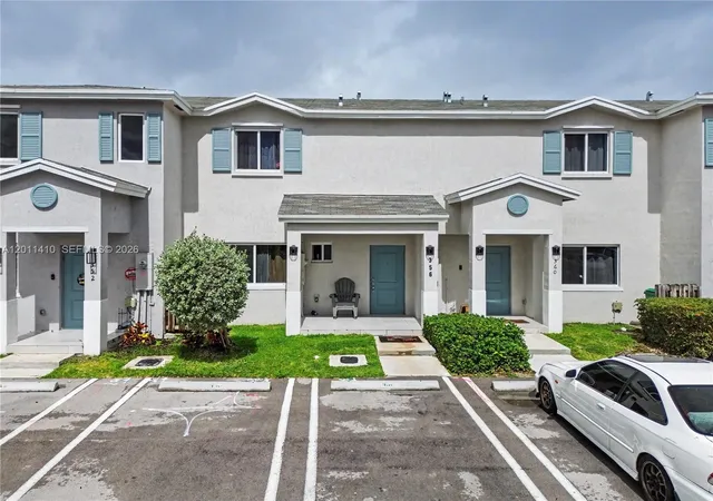 Homes for sale in Florida City, FL | 356 Nw 12th Pl, Florida City, FL 33034 | MLS# A12011410