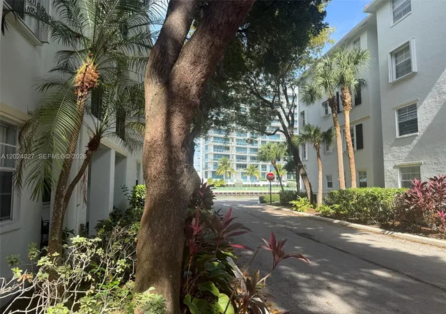 25th image of 3215 Ne 184th St #14109, North Miami Beach, FL 33160 | MLS# A12024027