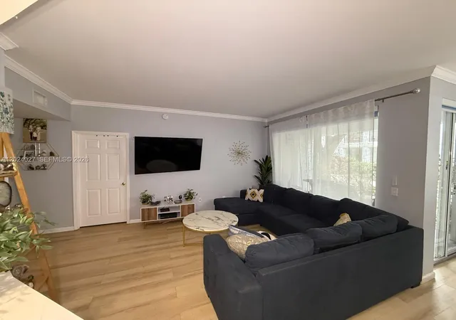 3rd image of 3215 Ne 184Th St #14109, North Miami Beach, FL 33160 | MLS# A12024027