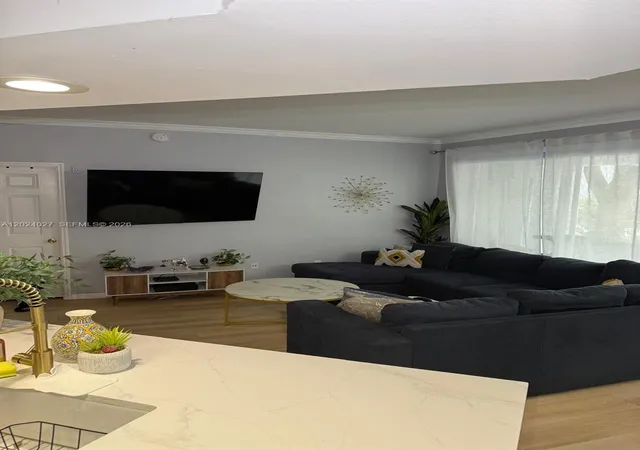 5th image of 3215 Ne 184Th St #14109, North Miami Beach, FL 33160 | MLS# A12024027