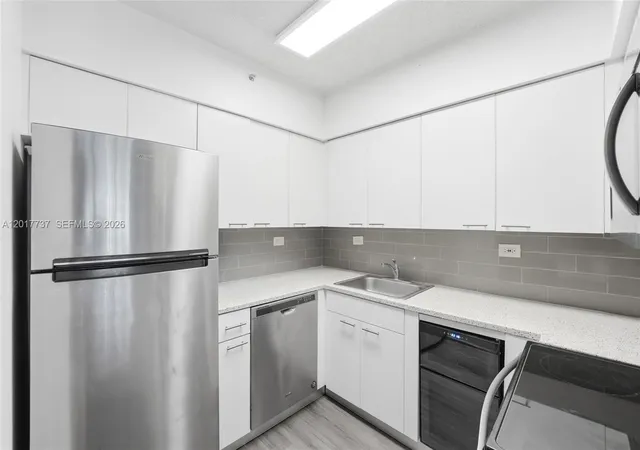 5th image of 1500 Bay Rd #666S, Miami Beach, FL 33139 | MLS# A12017737