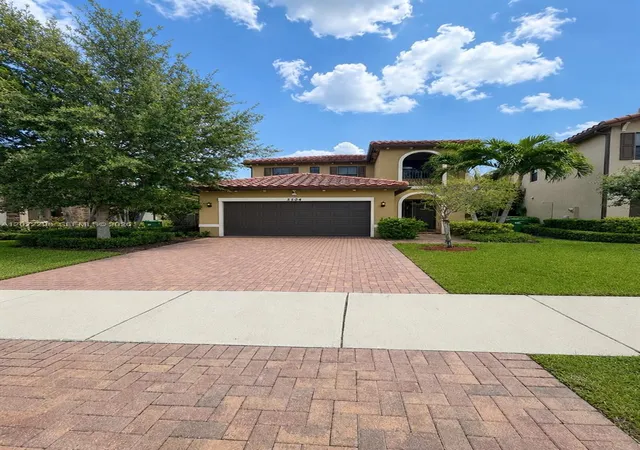 Homes for sale in Tamarac, FL | 5504 Nw 48th Ln, Tamarac, FL 33319 | MLS# A12022298