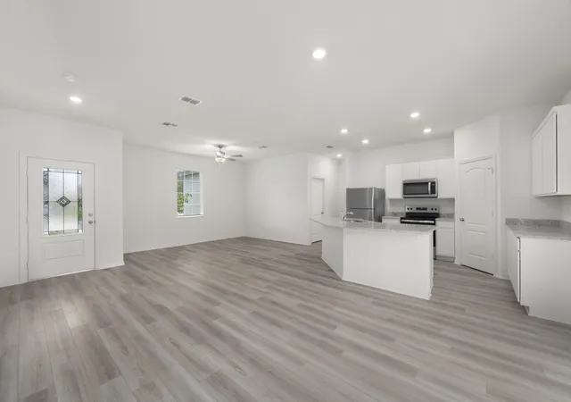 Photo 4 of Single family home for sale at 9375 103rd Avenue, Vero Beach, FL 32967 | MLS# B26032045 | Listing updated on 2026-10-01