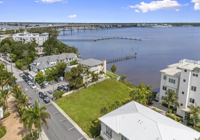 Land for sale at 39 SE Seminole St, Stuart, FL 34994 | MLS# B26031762