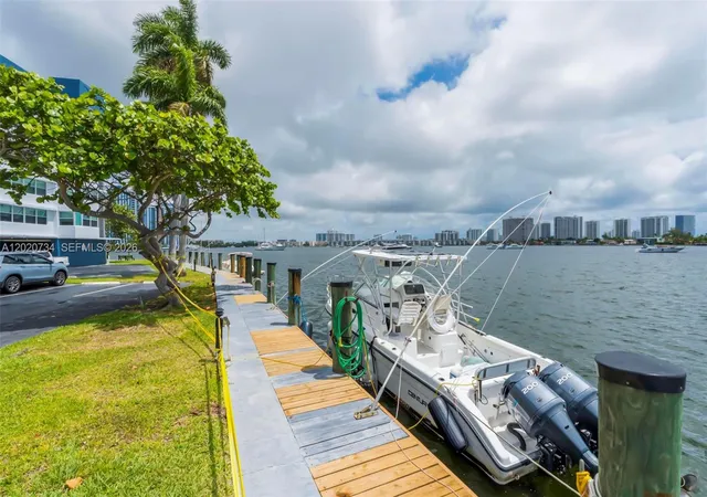 2nd image of 16558 Ne 26Th Ave, North Miami Beach, FL 33160