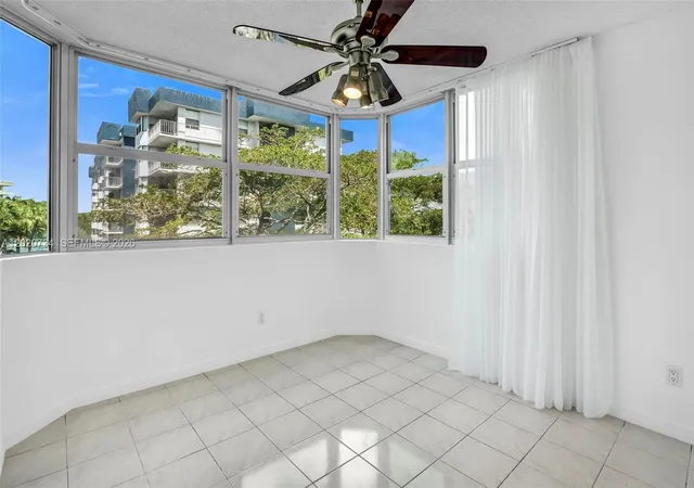 3rd image of 16558 Ne 26Th Ave, North Miami Beach, FL 33160