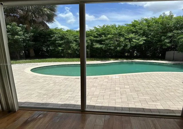 3rd image of 11090 Baybreeze Wy, Boca Raton, FL 33428 | MLS# A12024310