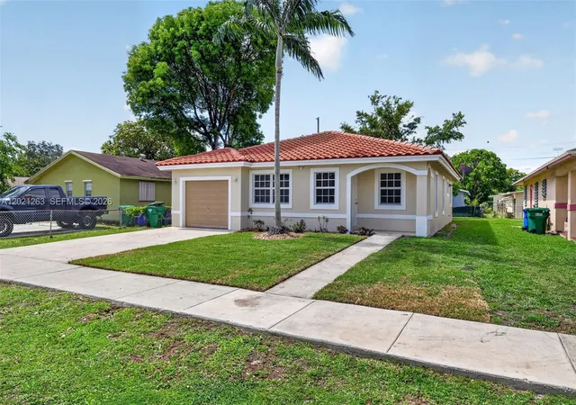 3rd image of 2620 Nw 15Th St, Fort Lauderdale, FL 33311 | MLS# A12021263