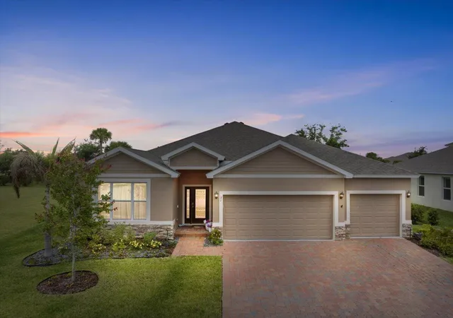 Photo 1 of Single family home for sale at 31 52nd Square, Vero Beach, FL 32968 | MLS# B26032269 | Listing updated on 2026-10-08