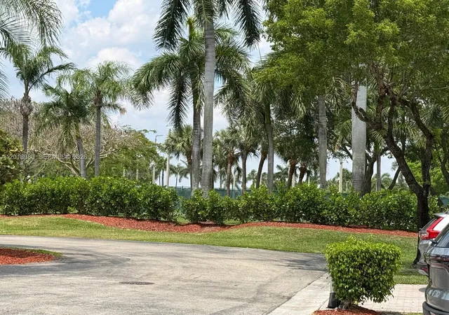 55th image of 10973 Nw 62nd Ter, Doral, FL 33178 | MLS# A12018983