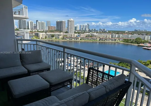 3rd image of 18061 Biscayne Blvd #1404, Aventura, FL 33160 | MLS# A12024474