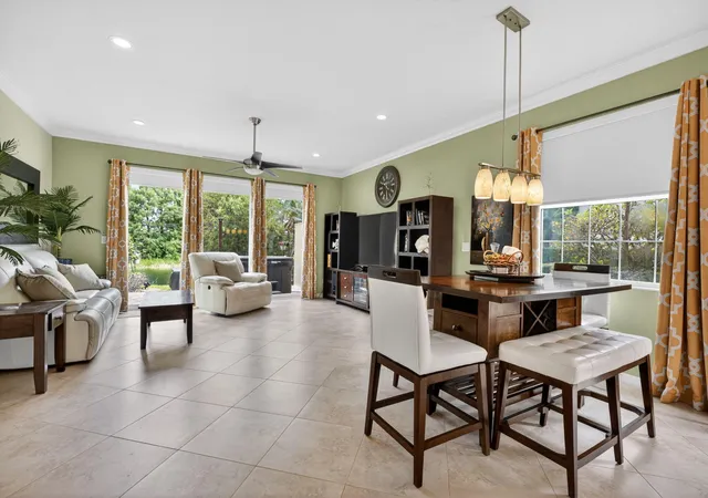 Townhouse for sale at 615 SW Glen Crst Way, Stuart, FL 34997 | MLS# B26032334