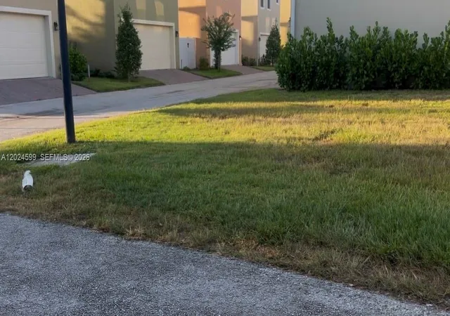 Land for sale at 2366 SE Tavares Dr, Port Saint Lucie, FL 34952 | MLS# A12024599 | Listing updated on 2026-06-18