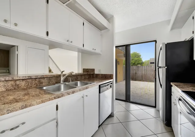 Homes for sale in West Palm Beach, FL | 311 3rd Wy, West Palm Beach, FL 33407 | MLS# B26032479