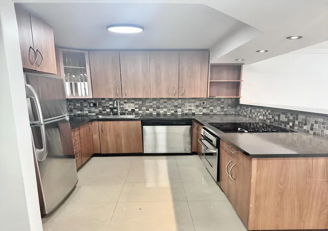 Photo 2 of Condo for sale at 600 Three Islands Blvd #1108, Hallandale Beach, FL 33009 | MLS# B26032495 | Listing updated on 2026-09-23