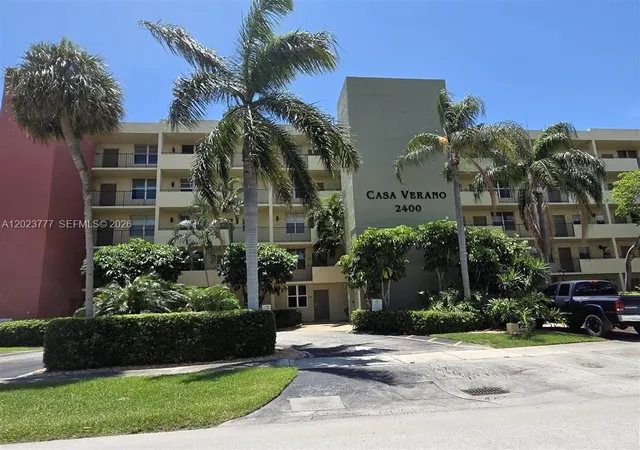 1st image of 2400 Ne 10Th St, Pompano Beach, FL 33062
