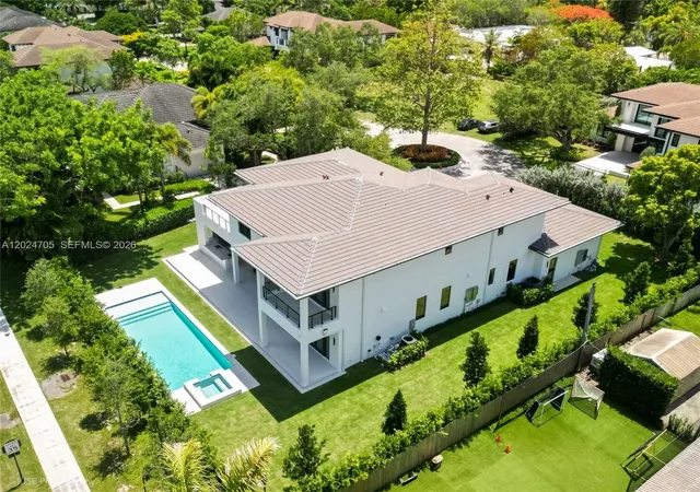 2nd image of 9405 Sw 72nd Ct, Pinecrest, FL 33156 | MLS# A12024705