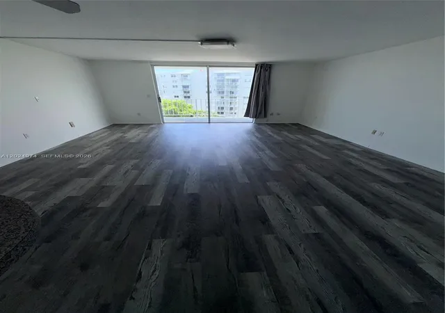 5th image of 1470 Ne 125Th Ter #605, North Miami, FL 33161 | MLS# A12024974