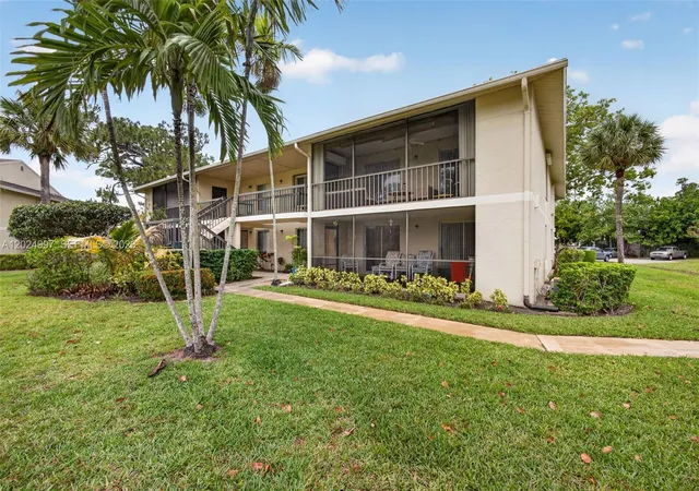1st image of 6555 Chasewood Dr #H, Jupiter, FL 33458 | MLS# A12024997