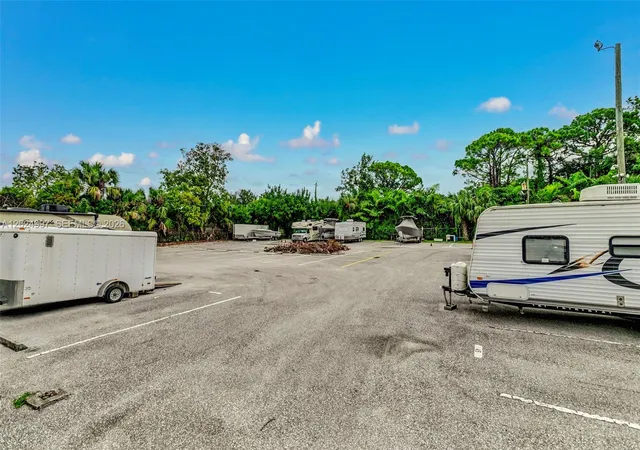 41st image of 6555 Chasewood Dr #H, Jupiter, FL 33458 | MLS# A12024997