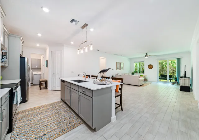 Photo 4 of Single family home for sale at 4749 Wellington Way SW, Vero Beach, FL 32968 | MLS# B26032754 | Listing updated on 2026-10-05