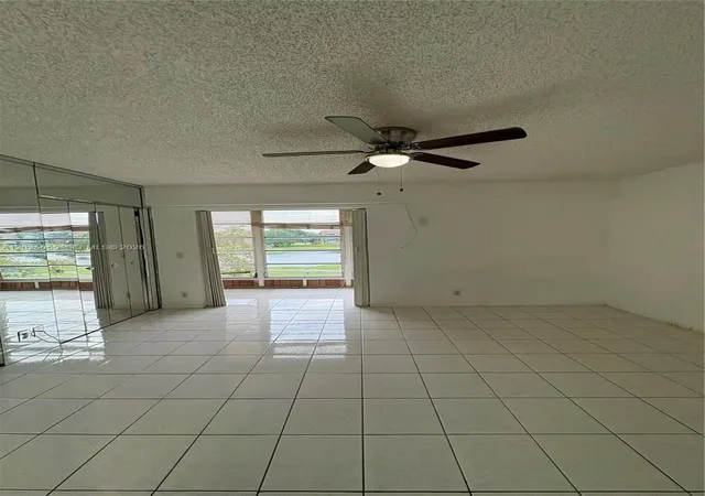 5th image of 101 Sw 132Nd Wy #404J, Pembroke Pines, FL 33027 | MLS# A12025055