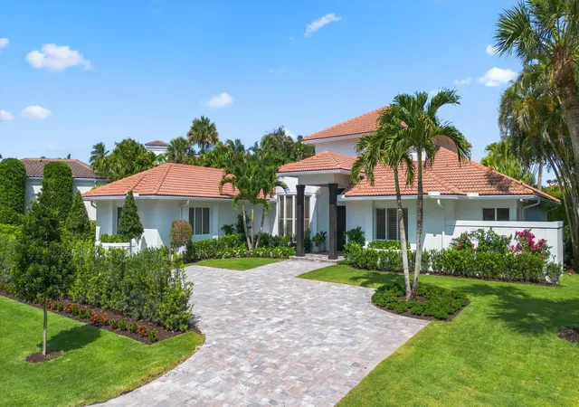 Photo 1 of Single family home for sale at 2432 Golf Brk Dr, Wellington, FL 33414 | MLS# B26032856 | Listing updated on 2026-09-23