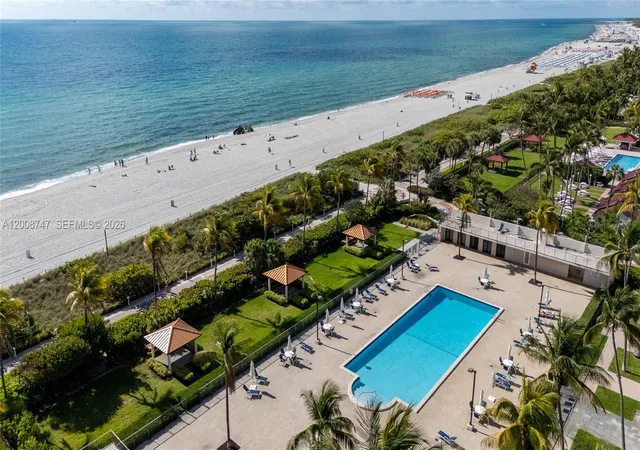 4th image of 2625 Collins Ave, Miami, FL 33140