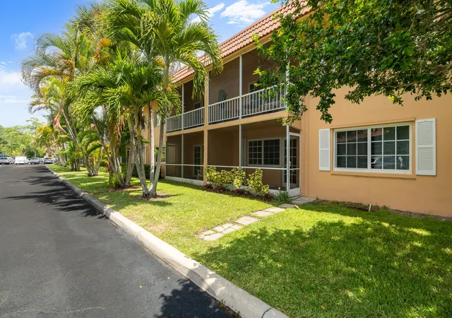 Photo 1 of Condo for sale at 1940 Ne 2nd Avenue #106j, Wilton Manors, FL 33305 | MLS# B26032896 | Listing updated on 2026-09-23