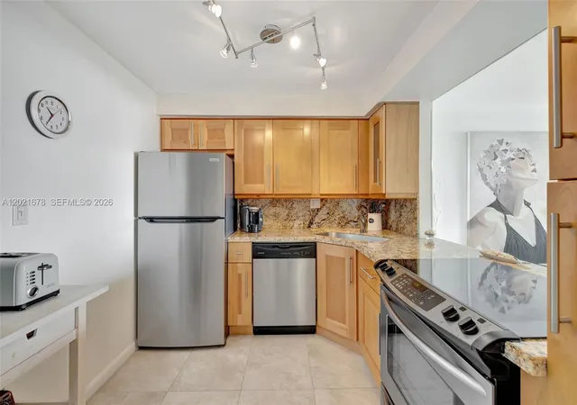 4th image of 1400 S Ocean Dr #1001, Hollywood, FL 33019 | MLS# A12021678