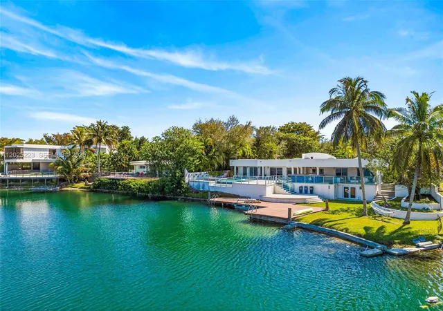 4th image of 2091 Ne 191St Dr, North Miami Beach, FL 33179 | MLS# A12025223