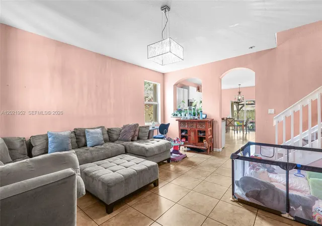 Homes for sale in Cutler Bay, FL | 8956 Sw 215Th Ter, Cutler Bay, FL 33189 | MLS# A12021952