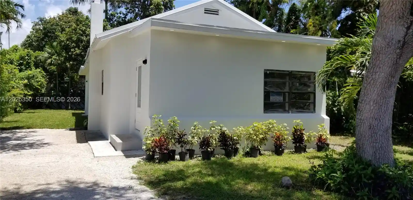 Photo 1 of Single family home for sale at 2465 Ne 184th Street, North Miami Beach, FL 33160 | MLS# A12025350 | Listing updated on 2026-05-31
