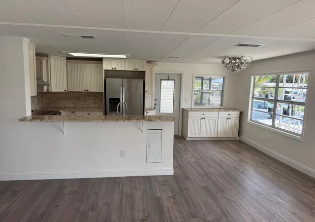 Photo 3 of Manufactured home for sale at 2041 Sw 84th Avenue, Davie, FL 33324 | MLS# B26032953 | Listing updated on 2026-10-06
