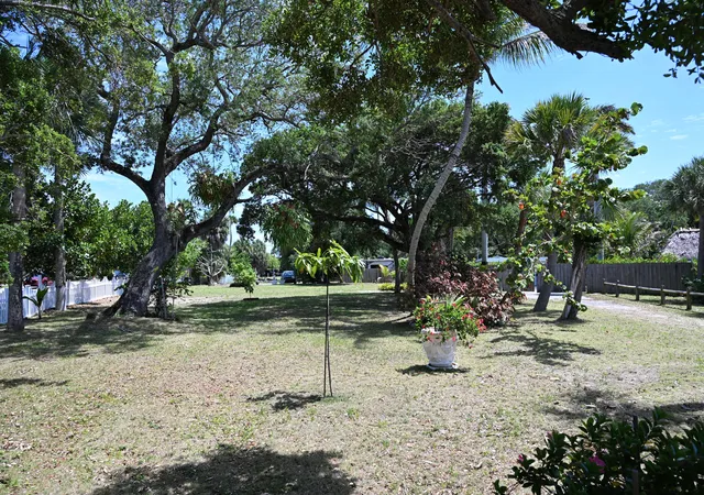 Photo 2 of Land for sale at 18019 N Hwy A1a, Jupiter, FL 33477 | MLS# B26032963 | Listing updated on 2026-09-23