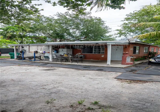 4th image of 3401 Nw 15Th St, Miami, FL 33125 | MLS# A12022794