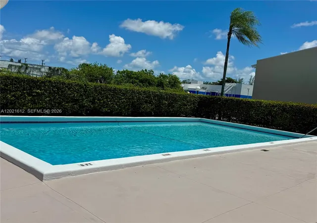 2nd image of 8941 Ne 4th Ave Rd #8941, Miami Shores, FL 33138 | MLS# A12021612