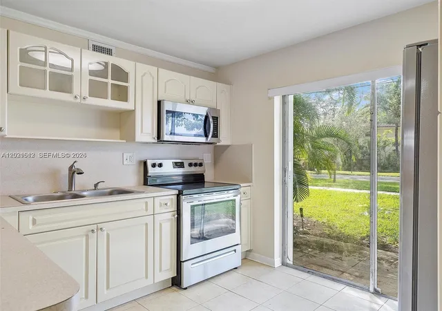 3rd image of 8941 Ne 4Th Ave Rd #8941, Miami Shores, FL 33138 | MLS# A12021612