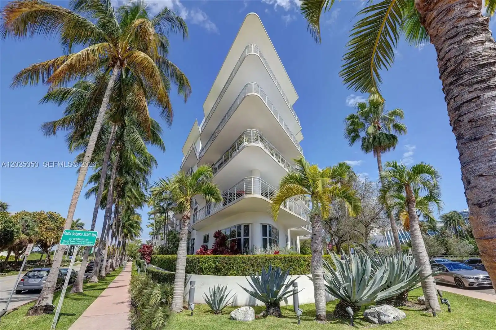 Listing Photo 1 - Condo for sale in 2001 Meridian Ave located at 2001 Meridian Ave, Miami, FL 33139 - Unit #101