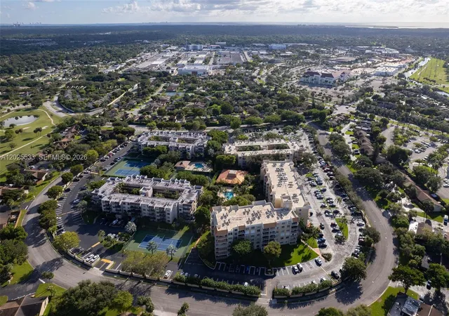 4th image of Village At The Falls, Miami, FL 33176