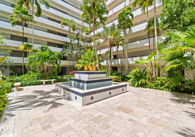 Photo 3 of Condo for sale at 23200 Camino Del Mar #603, Boca Raton, FL 33433 | MLS# B26033248 | Listing updated on 2026-09-23