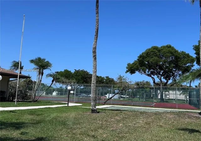 Homes for sale in Tamarac, FL | 9577 W Mcnab Road, Tamarac, FL 33321 | Houzeo