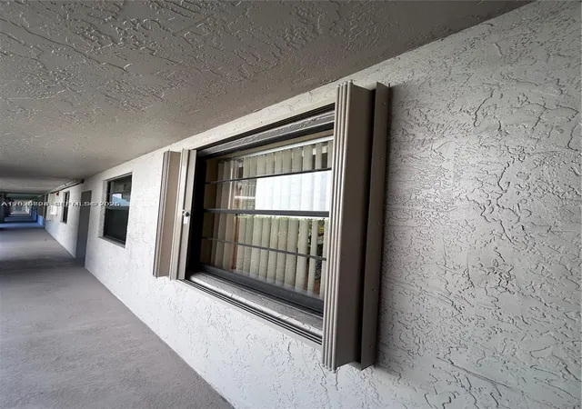 Homes for sale in Tamarac, FL | 9577 W Mcnab Rd #110, Tamarac, FL 33321 | MLS# A12025824
