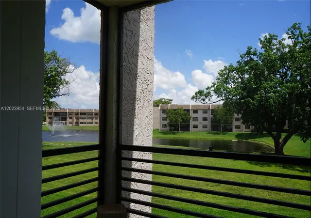 23rd image of 10405 Sunrise Lakes Blvd #205, Sunrise, FL 33322 | MLS# A12023954