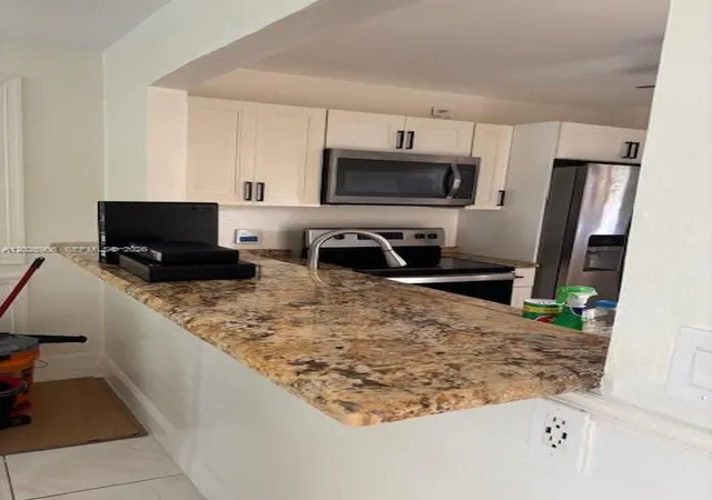 3rd image of 6101 N Fls Cir Dr, Lauderhill, FL 33319