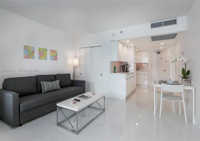 5th image of 5445 Collins Ave #1232, Miami Beach, FL 33140 | MLS# A12025312