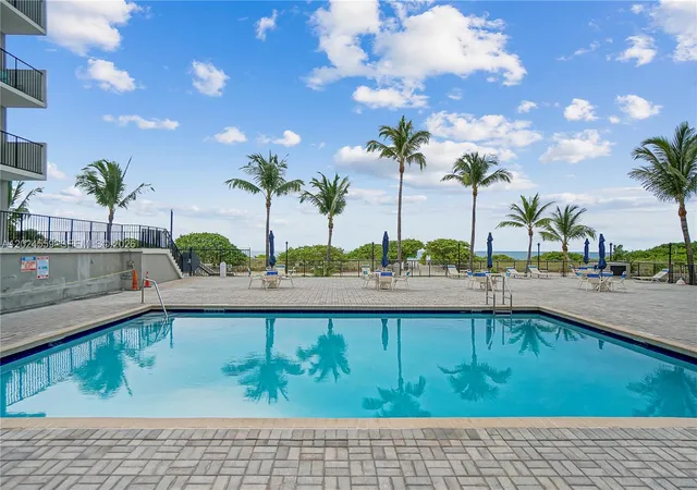 14th image of 9273 Collins Ave #309, Surfside, FL 33154 | MLS# A12024559